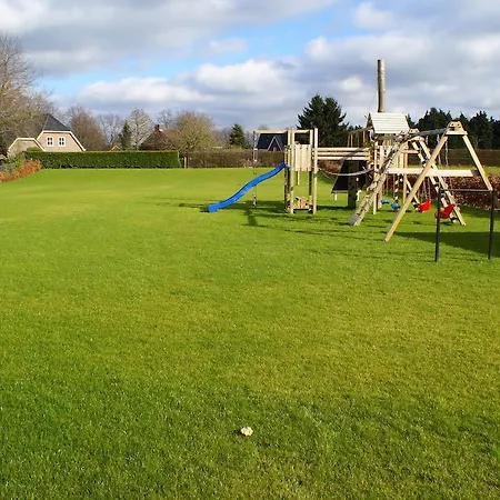 ベッド・アンド・ブレックファスト De Meule 3*